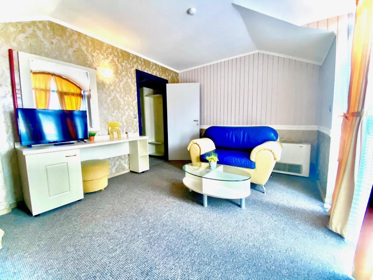 Boutique Hotel Royal 네세부르 외부 사진