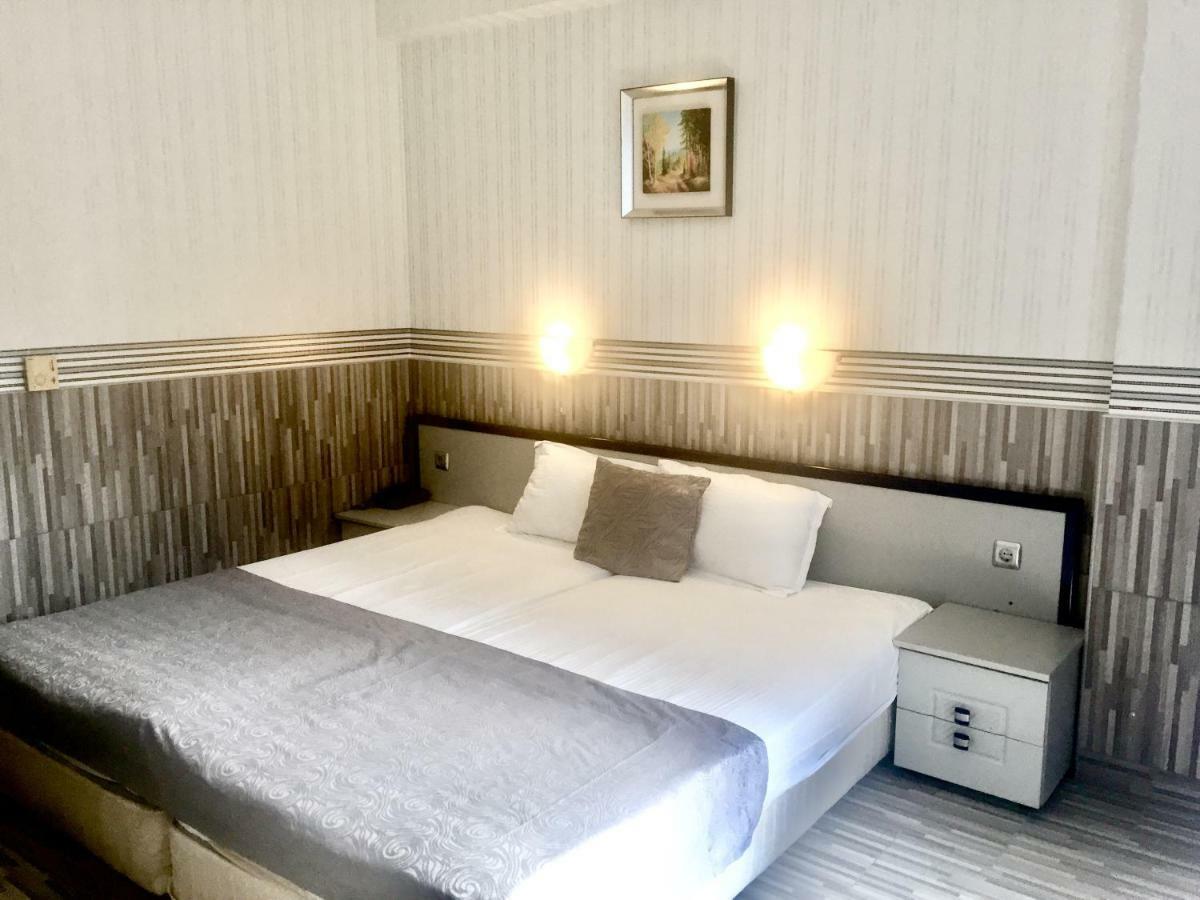Boutique Hotel Royal 네세부르 외부 사진