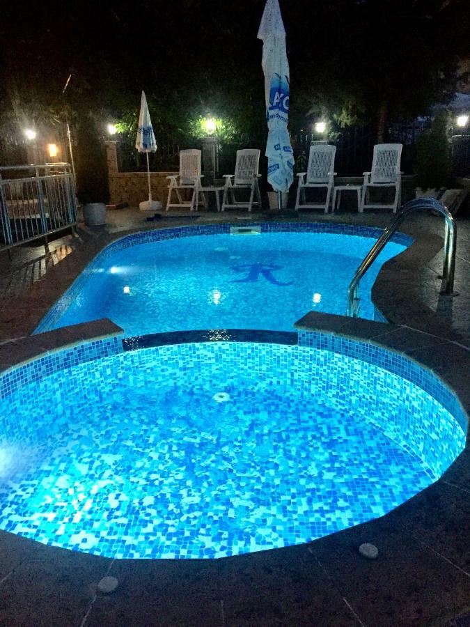 Boutique Hotel Royal 네세부르 외부 사진